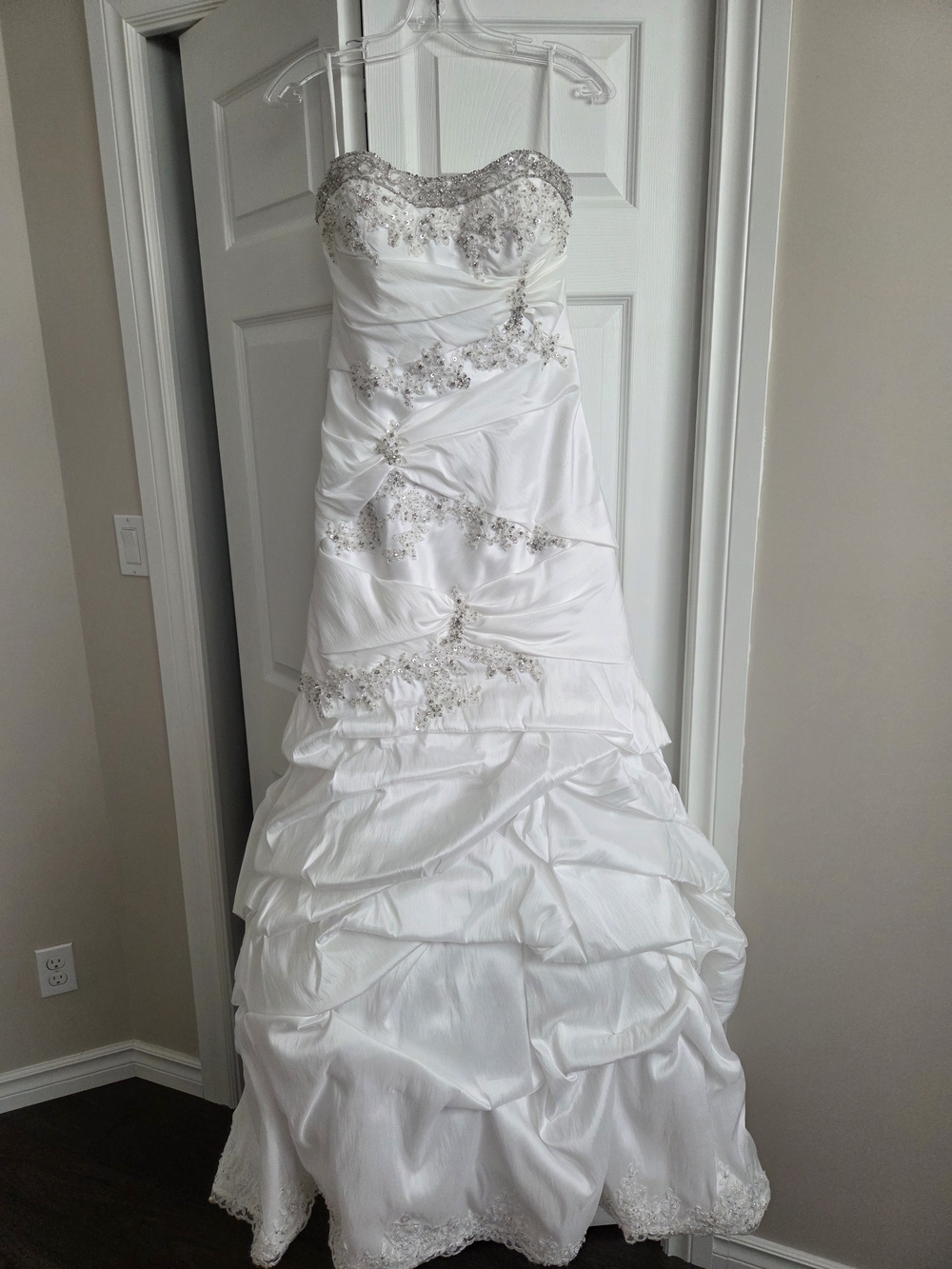 Alfred Angelo Wedding Dress - Disney Dress "Ariel" Size 10 - Bridal